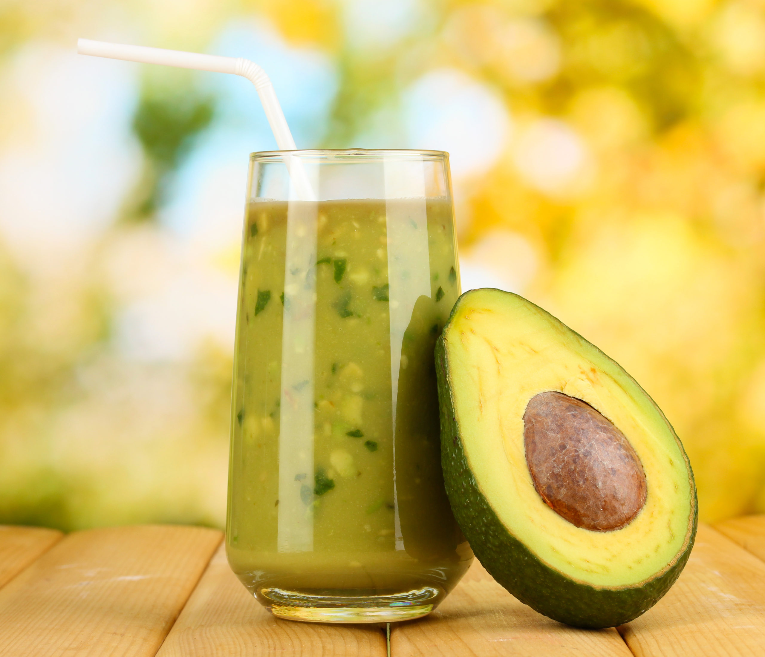 Green Smoothie with MANGO and CILANTRO